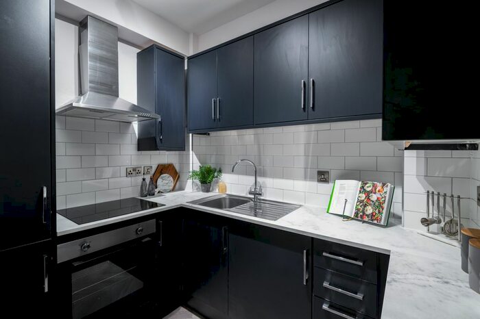 1 Bedroom Flat To Rent In Howard House, Dolphin Square, Chichester Street, London, SW1V