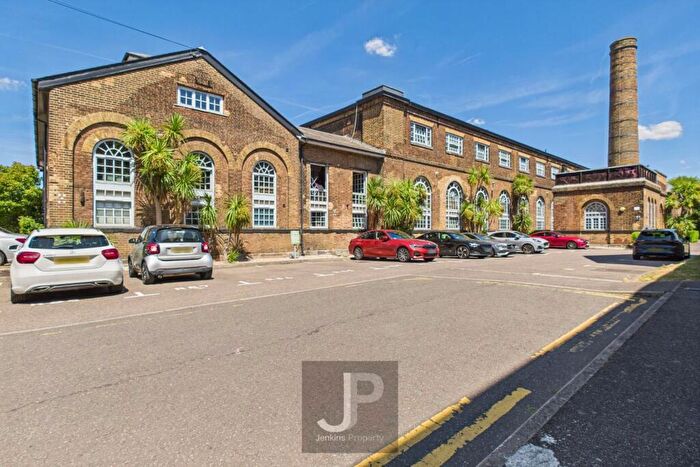 2 Bedroom Duplex For Sale In The Railstore, Kidman Close, Romford, RM2