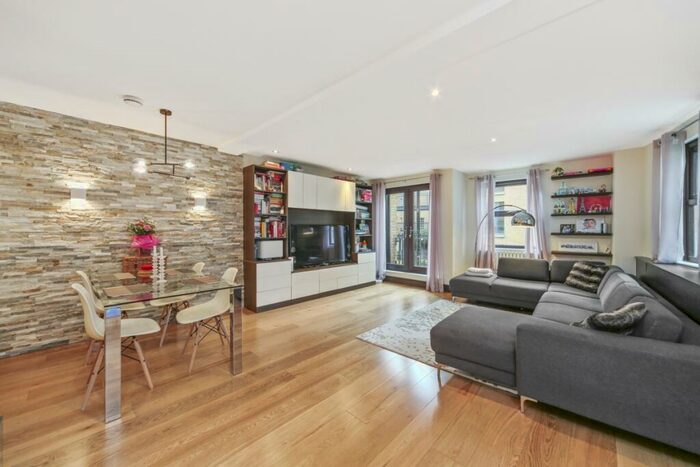 4 Bedroom End Of Terrace House To Rent In Wapping Wall, London, E1W