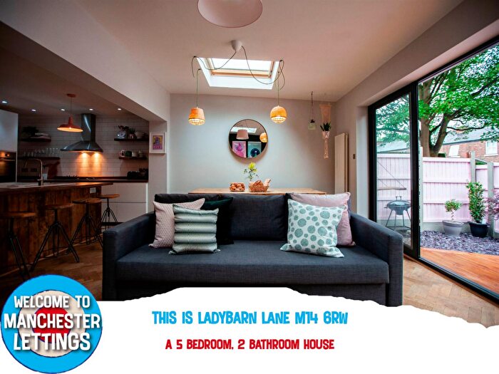 5 Bedroom End Of Terrace House To Rent In Ladybarn Lane Manchester, M14