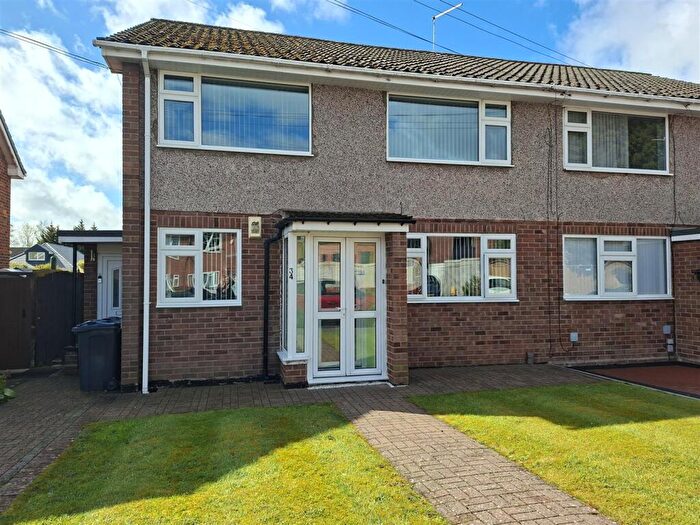 2 Bedroom Maisonette For Sale In Romford Close, Sheldon, Birmingham, B26