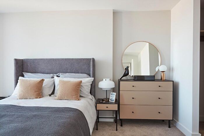 2 Bedroom Apartment To Rent In The Residences Manchester, Deansgate Square, Greater Manchester, M15