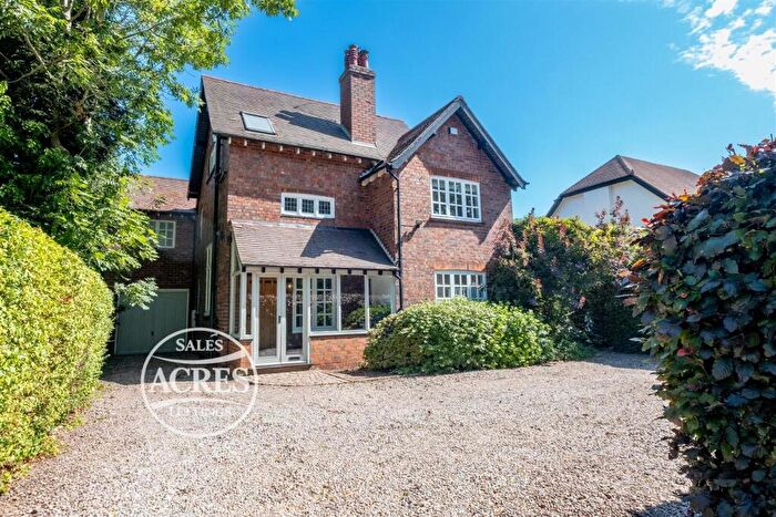 5 Bedroom Detached House For Sale In Streetly Lane, Four Oaks, Sutton Coldfield, B74