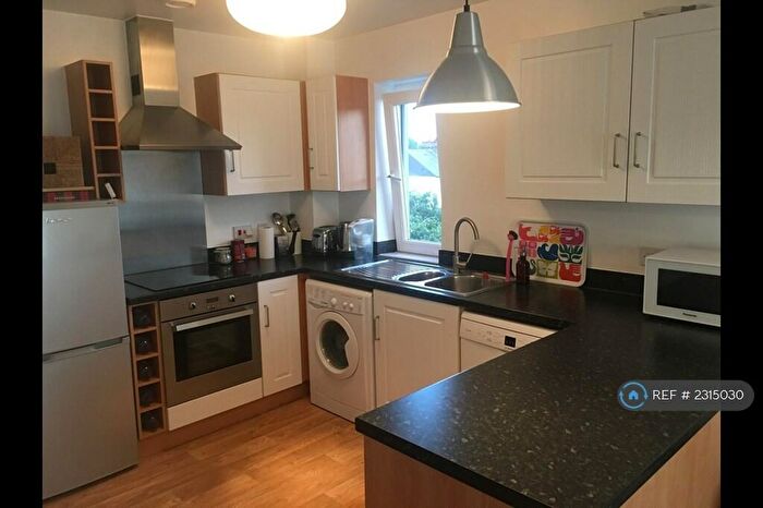 2 Bedroom Flat To Rent In Romulus Road, Gravesend, DA12