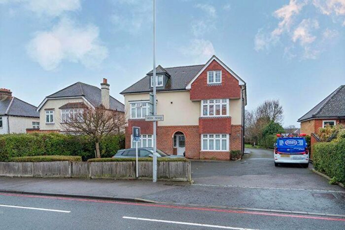 1 Bedroom Flat For Sale In Flat Joshua Court, Hook Road, Chessington, KT9