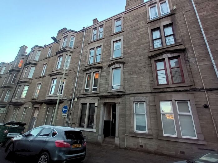 1 Bedroom Flat To Rent In Arthurstone Terrace, Stobswell, Dundee, DD4