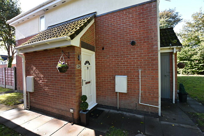 2 Bedroom Apartment To Rent In Dymchurch Avenue, Radcliffe, Manchester, M26