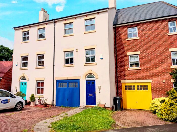 3 Bedroom Town House To Rent In Kirkwood Drive, Nevilles Cross, DH1