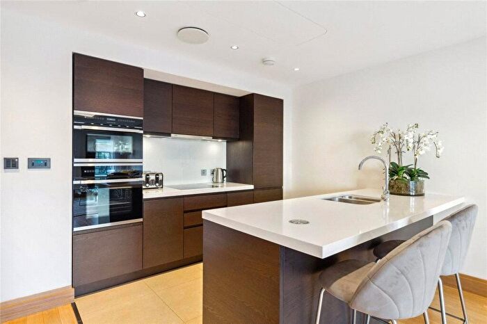 3 Bedroom Flat To Rent In Cleland House, John Islip Street, City Of Westminster, London, SW1P