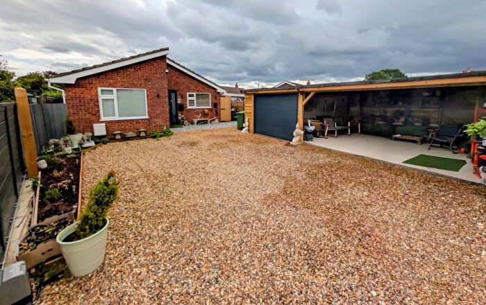 4 Bedroom Detached Bungalow For Sale In Hargham Road, Attleborough, Norfolk, NR17