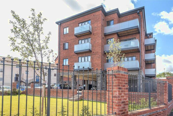 1 Bedroom Flat To Rent In Weldale Street, Reading, Berkshire, RG1