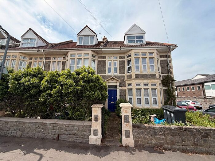 5 Bedroom Terraced House For Sale In Oldbury Court Road, Bristol, BS16