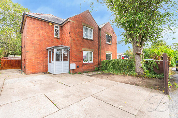 3 Bedroom Semi-Detached House For Sale In Wordsworth Avenue, Mansfield Woodhouse, Mansfield, NG19
