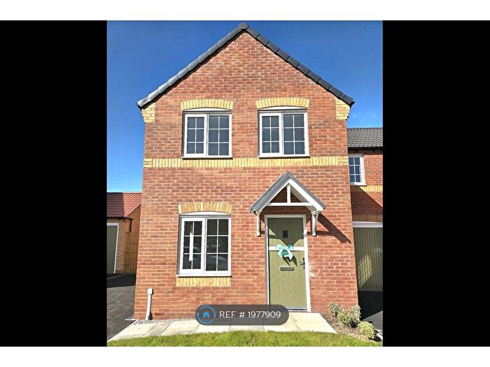 3 Bedroom Semi-Detached House To Rent In Harrier Drive, Worksop, S81