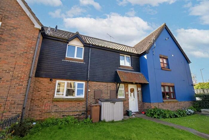 3 Bedroom House For Sale In Carisbrooke Drive, South Woodham Ferrers, CM3