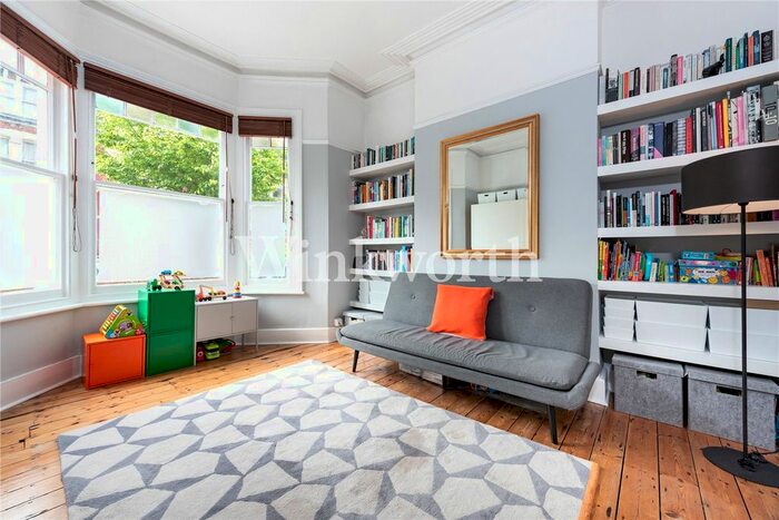 2 Bedroom Flat To Rent In Hampden Road, Ground Floor Flat, London, N8