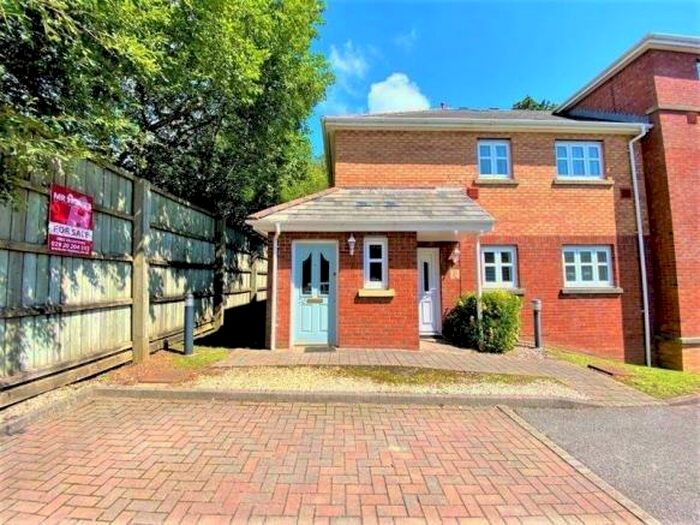 2 Bedroom Maisonette To Rent In Woodruff Way, Thornhill, Cardiff, CF14