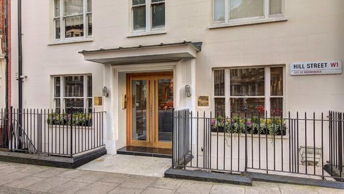 Studio To Rent In Hill Street, London, W1J