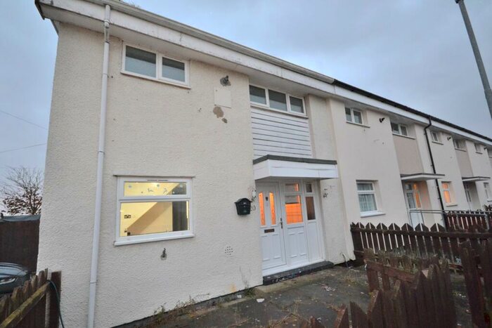 3 Bedroom Terraced House To Rent In Gildane, Hull, HU6