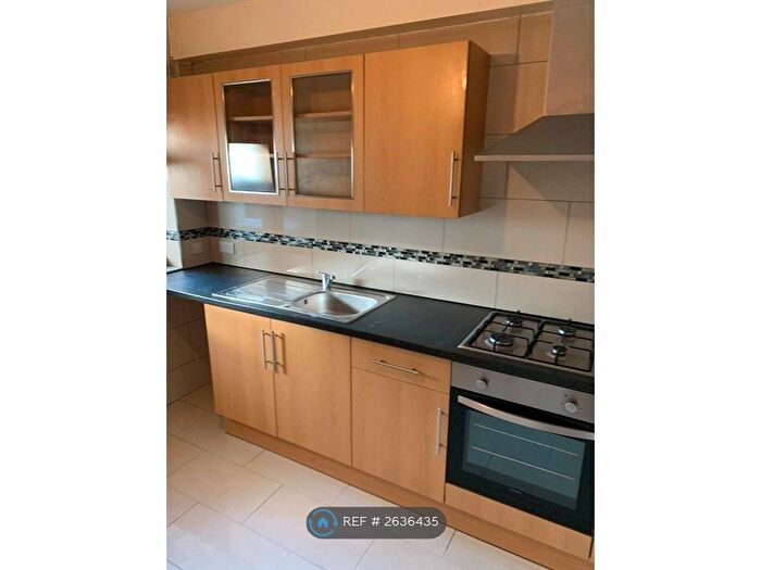 1 Bedroom Flat To Rent In Kings Road, London, E6