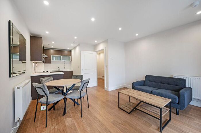 1 Bedroom Flat To Rent In Christian Street, Aldgate, London, E1