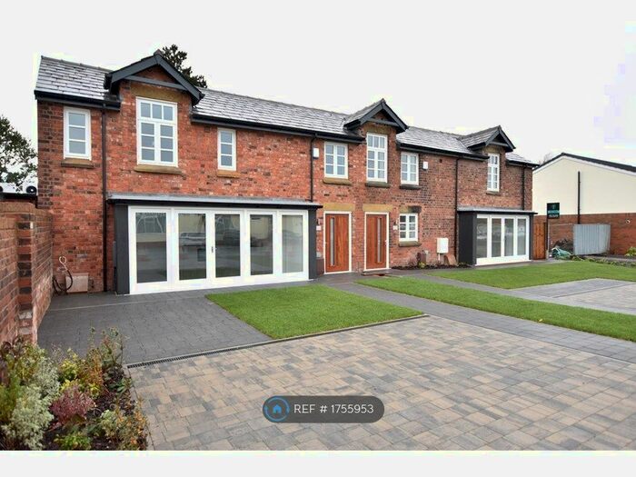 3 Bedroom Semi-Detached House To Rent In Lordsgate Lane, Burscough, L40