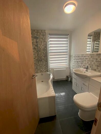 1 Bedroom Flat To Rent In Ripple Road, Barking IG11