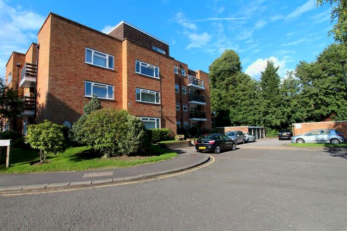 2 Bedroom Apartment To Rent In Mentmore Court, September Way, Stanmore, HA7