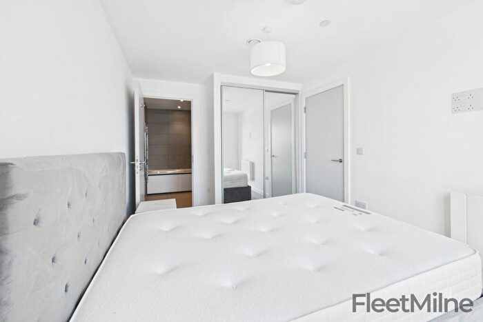 2 Bedroom Apartment To Rent In Lionel Street, B3