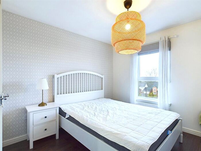 2 Bedroom Apartment To Rent In Ashwood Gait, Clerwood, Edinburgh, EH12