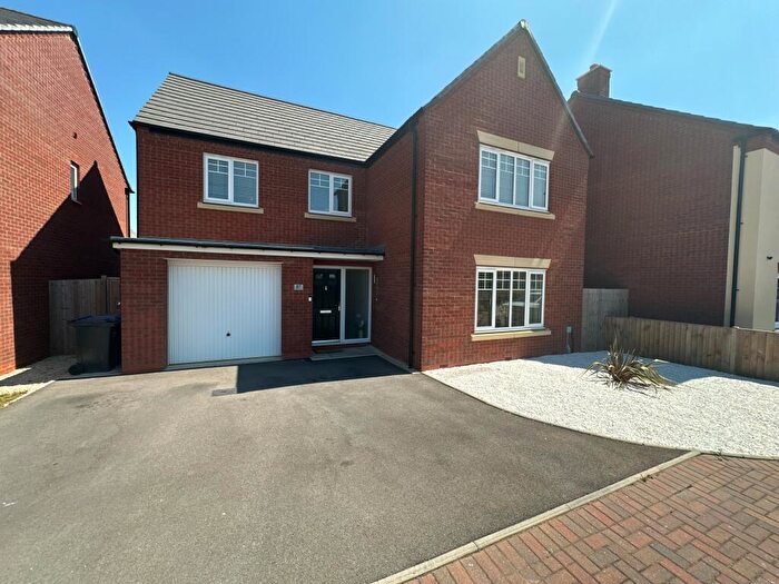 4 Bedroom Detached House For Sale In Osprey Drive, Branston, Burton-on-Trent, DE14