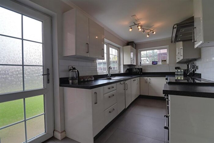5 Bedroom Detached House For Sale In Cheriton Way, Wistaston, Crewe, CW2