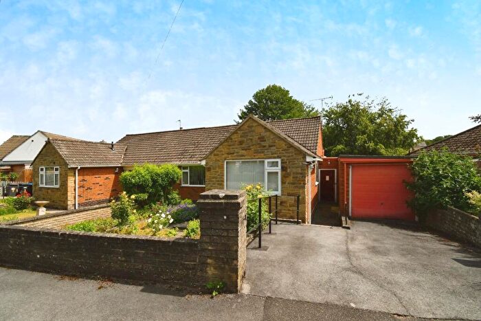 4 Bedroom Semi-Detached Bungalow For Sale In Primrose Drive, Ripon, HG4