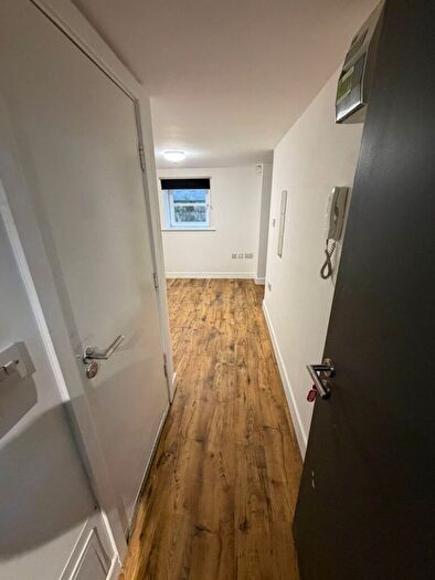 1 Bedroom Studio To Rent In Bath Street, Huddersfield, HD1