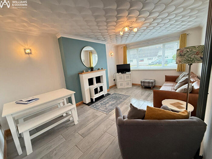 2 Bedroom Semi-Detached Bungalow For Sale In Lon Lwyd Isaf, Pentraeth, LL75
