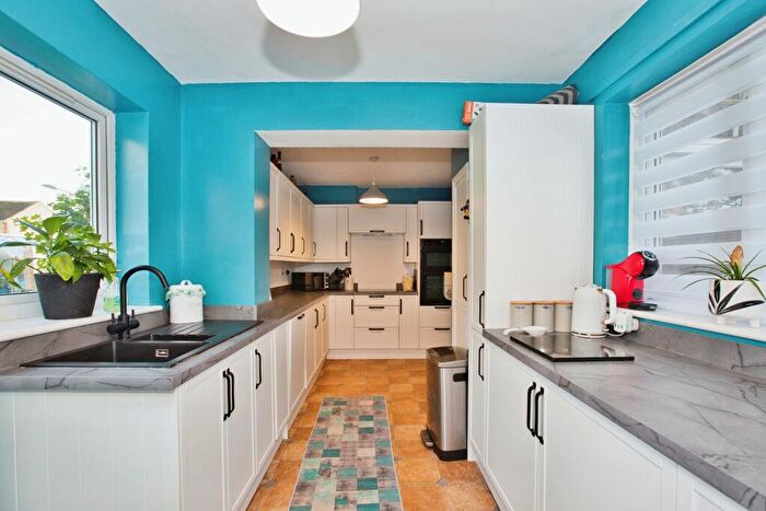 2 Bedroom End Of Terrace House For Sale In Bridle Way, Barwick, Yeovil, Somerset, BA22