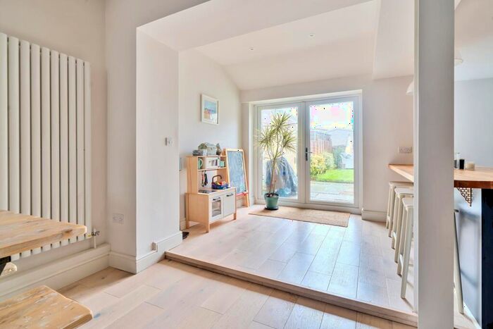 3 Bedroom Terraced House For Sale In Watermoor Road, Cirencester, GL7