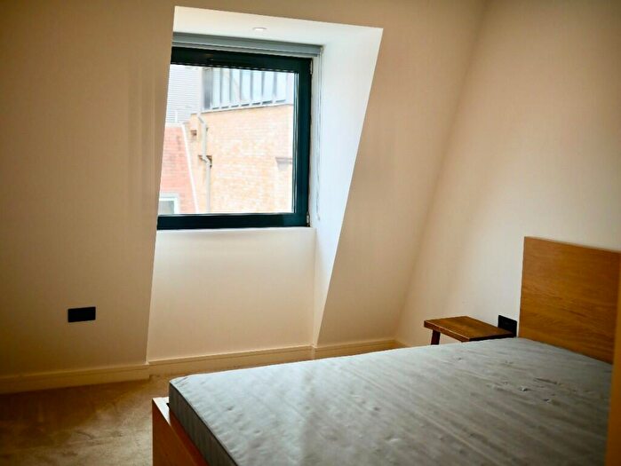 1 Bedroom Flat For Sale In Fairfield Road, Brentwood, Essex, CM14