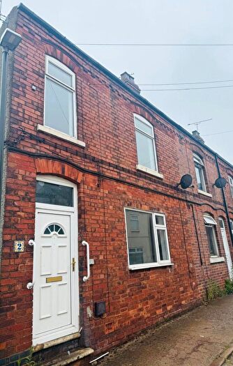 3 Bedroom End Of Terrace House To Rent In New Street, Pilsley, Derbyshire, S45
