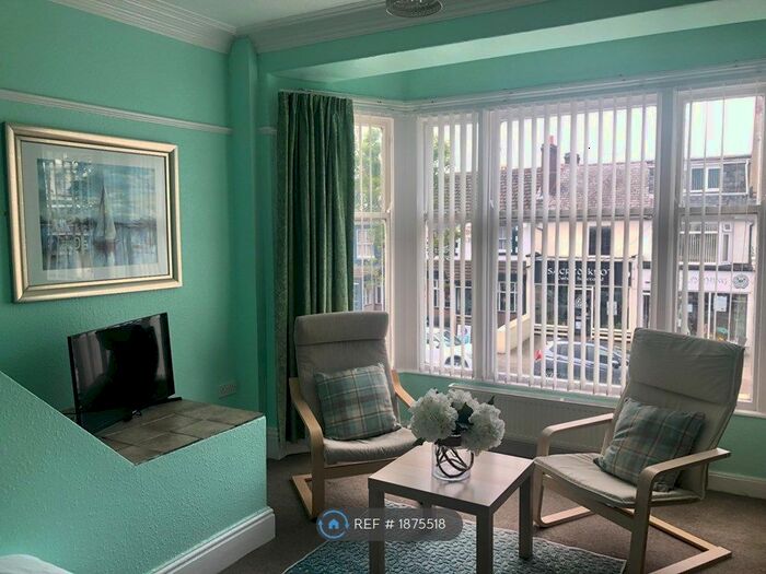 Studio To Rent In Madoc Street, Llandudno, LL30