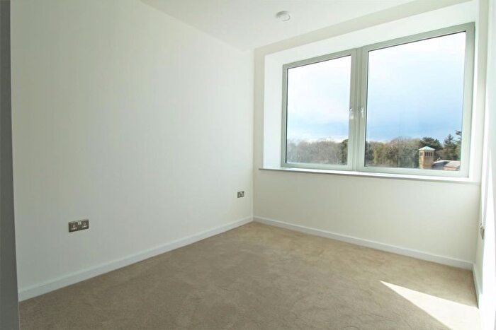 1 Bedroom Flat To Rent In Central House, Eagle Way, Brentwood, CM13