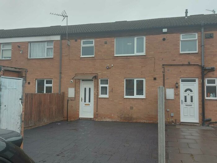 5 Bedroom House To Rent In Langwood Close, Canley, CV4