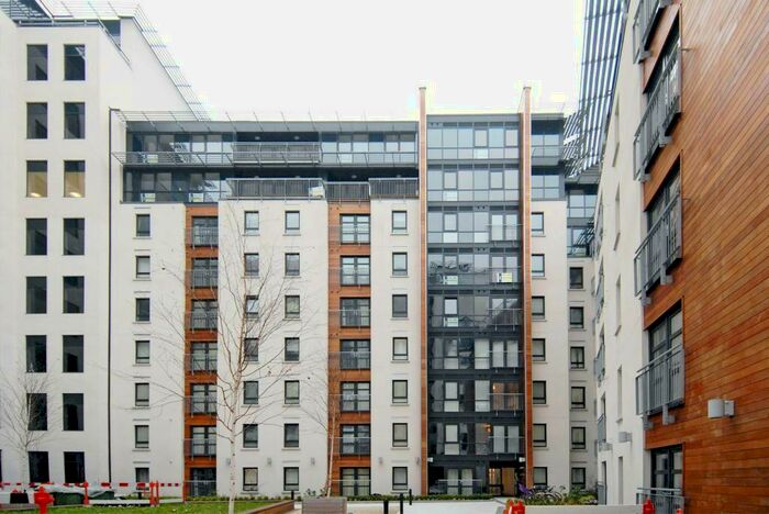 2 Bedroom Flat To Rent In Waterfront Plaza, Station Street, Nottingham, NG2