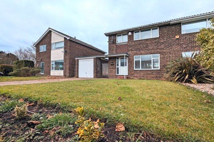 3 Bedroom Semi-Detached House To Rent In The Firs, Darlington, DL1