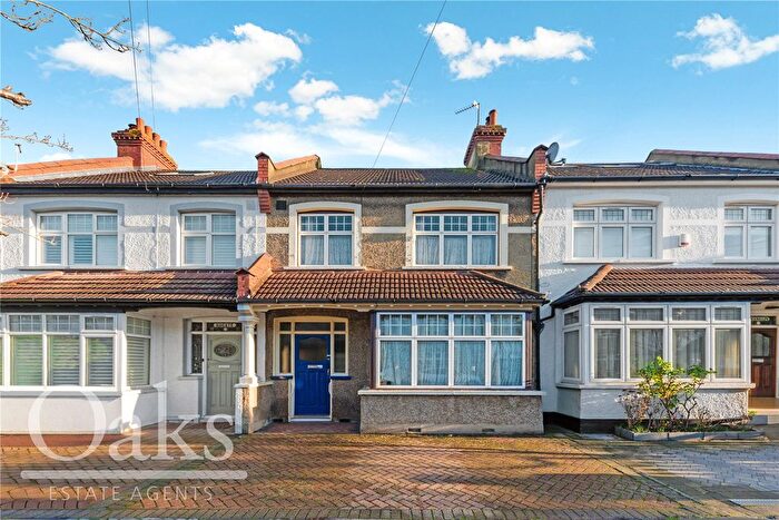 3 Bedroom Terraced House For Sale In Sherwood Road, Addiscombe, CR0