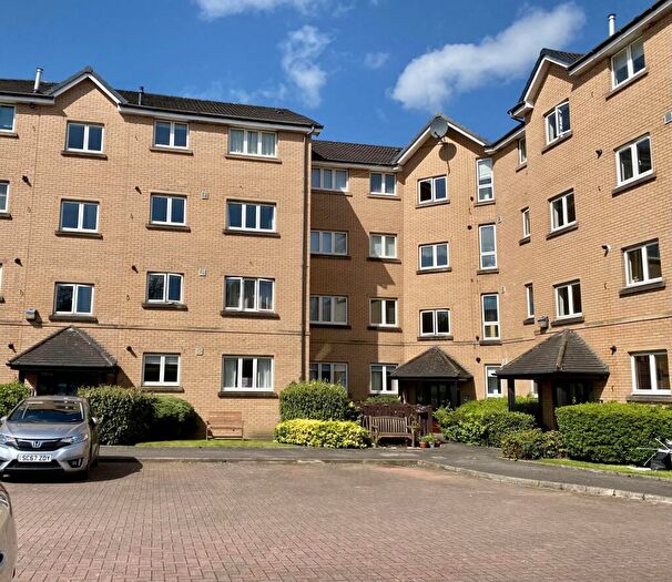 2 Bedroom Flat To Rent In Whittingehame Drive, G12