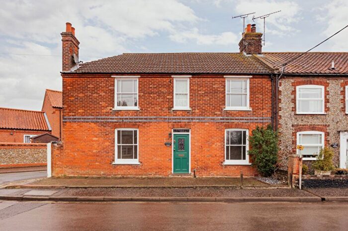 4 Bedroom Detached House For Sale In Charming Period Home In Holt, NR25