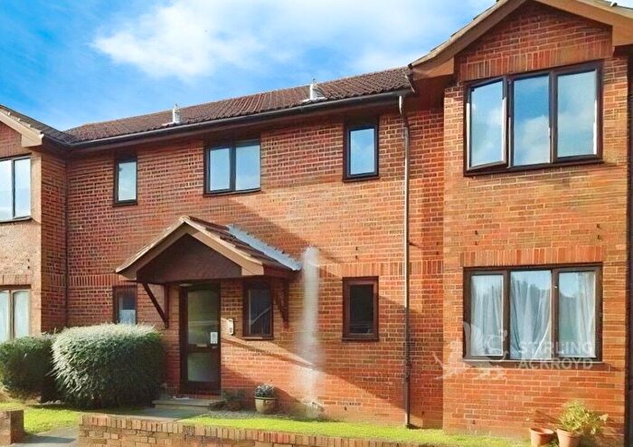 1 Bedroom Apartment To Rent In Regent Court, Belvedere Close, Guildford, GU2