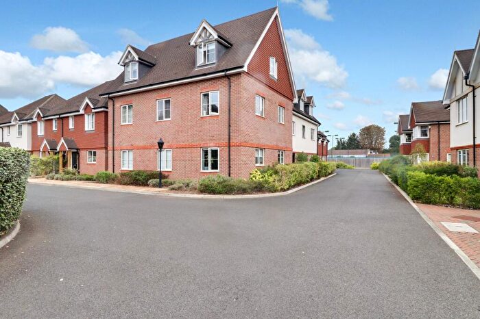 1 Bedroom Apartment For Sale In Flat, Pavilion Place, KT8