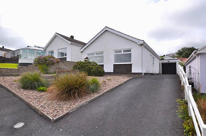 2 Bedroom Detached Bungalow For Sale In Elder Grove, Llangunnor, Carmarthen, SA31